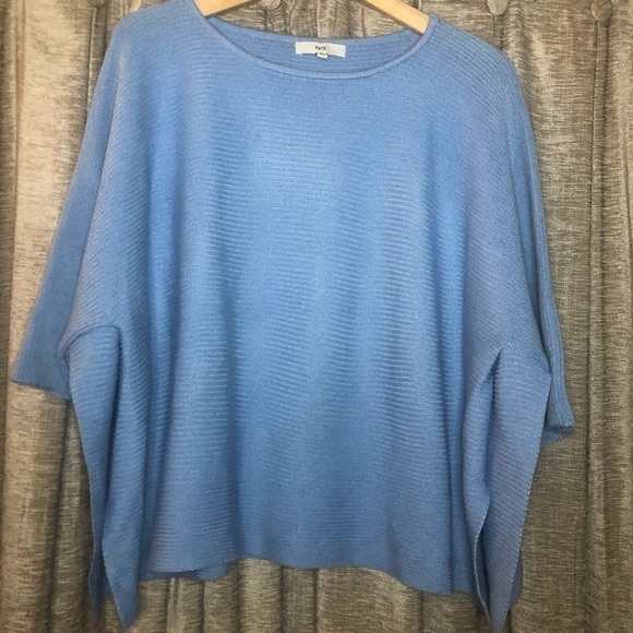 Fate Blue Shaker Knit Oversized Poncho Elbow Length Sweater Size Small - Picture 1 of 8